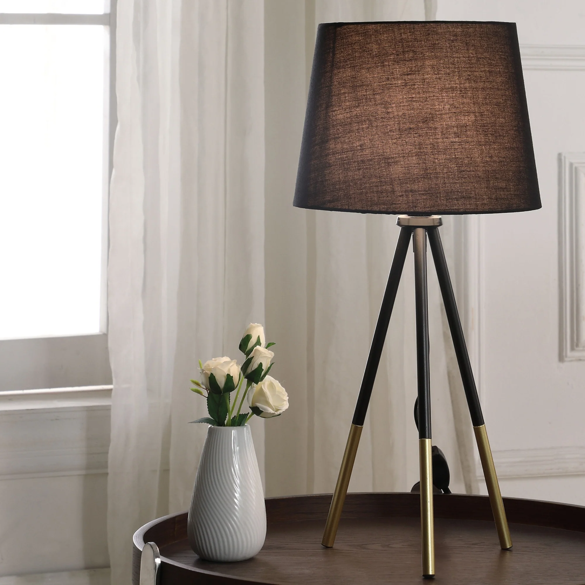 Walker Edison | Tripod Leg Metal Table Lamp - Image 4