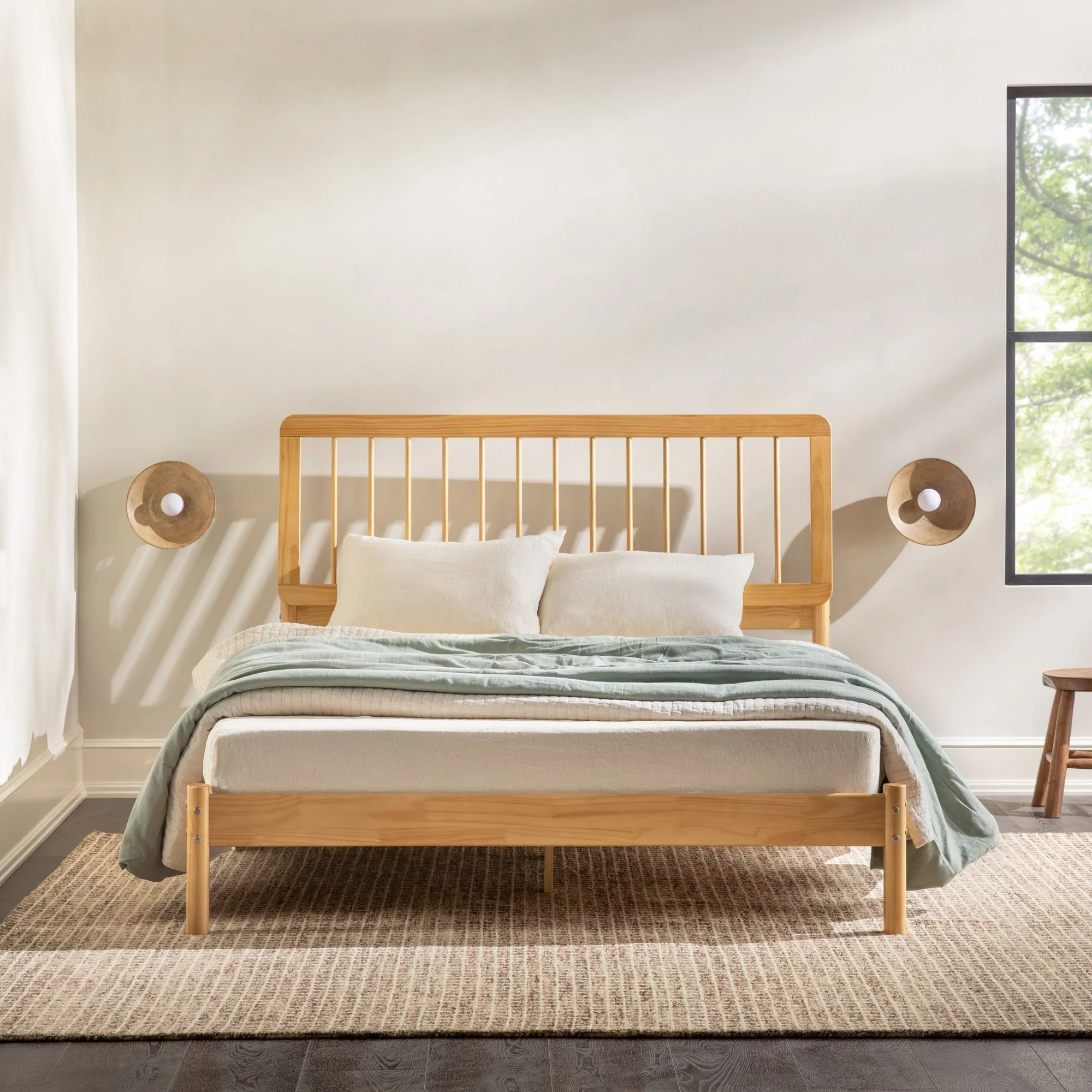 Cama Mid-Century Modern Solid Wood Spindle Bedframe - Image 12