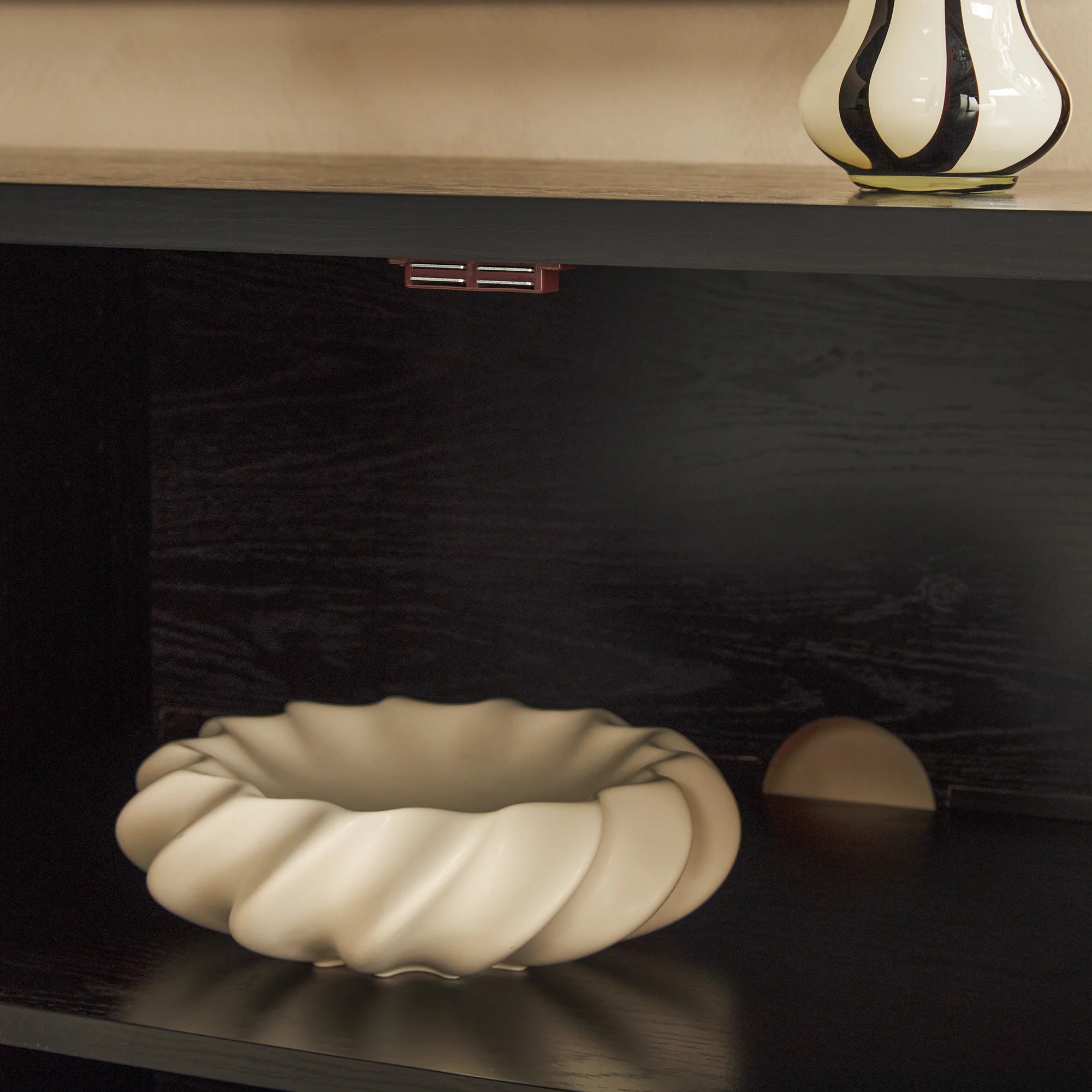 Chantelle Modern Curved Buffet Sideboard and TV Stand - Image 27