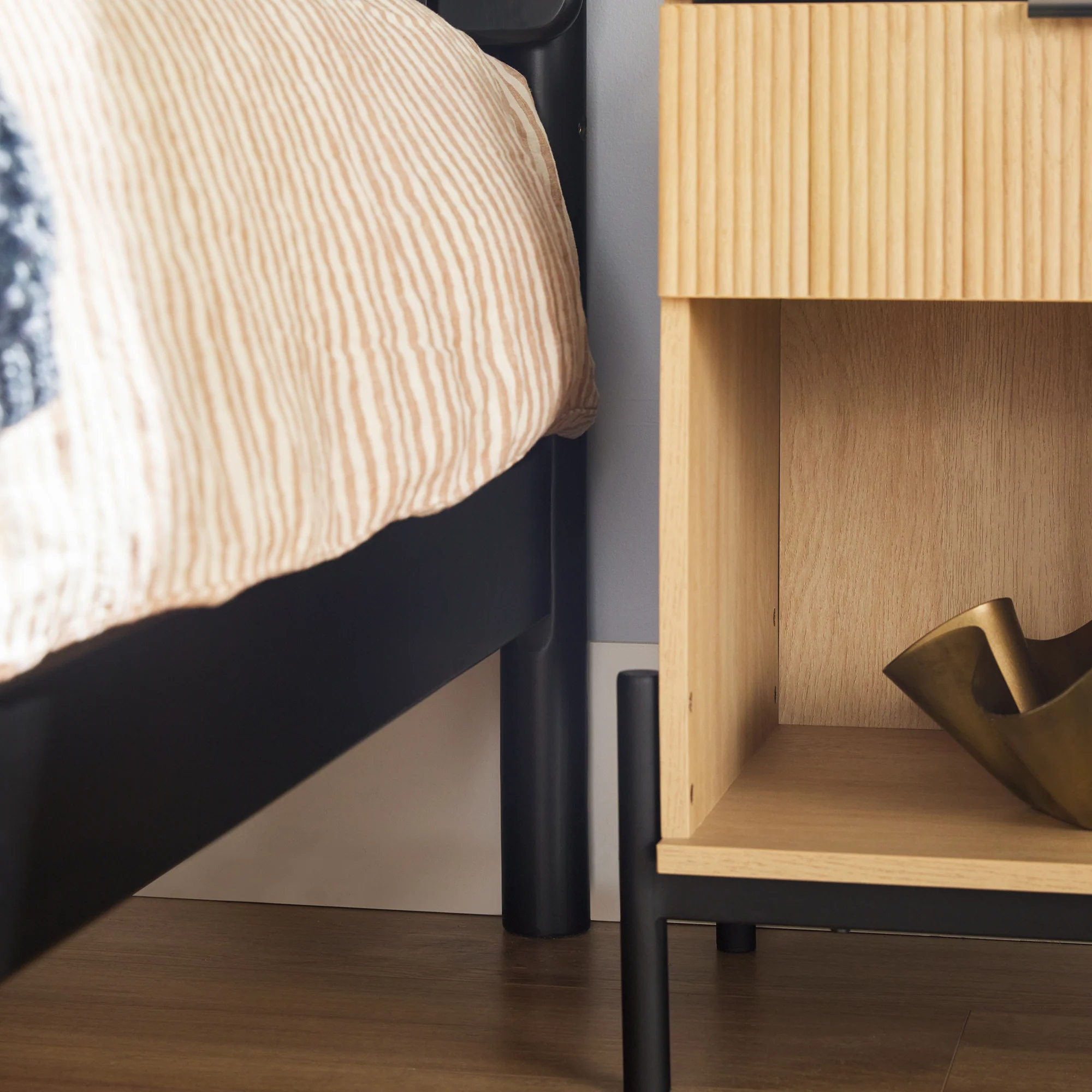 Cama Slatted Headboard Mid-Century Modern Solid Wood Bed - Image 18