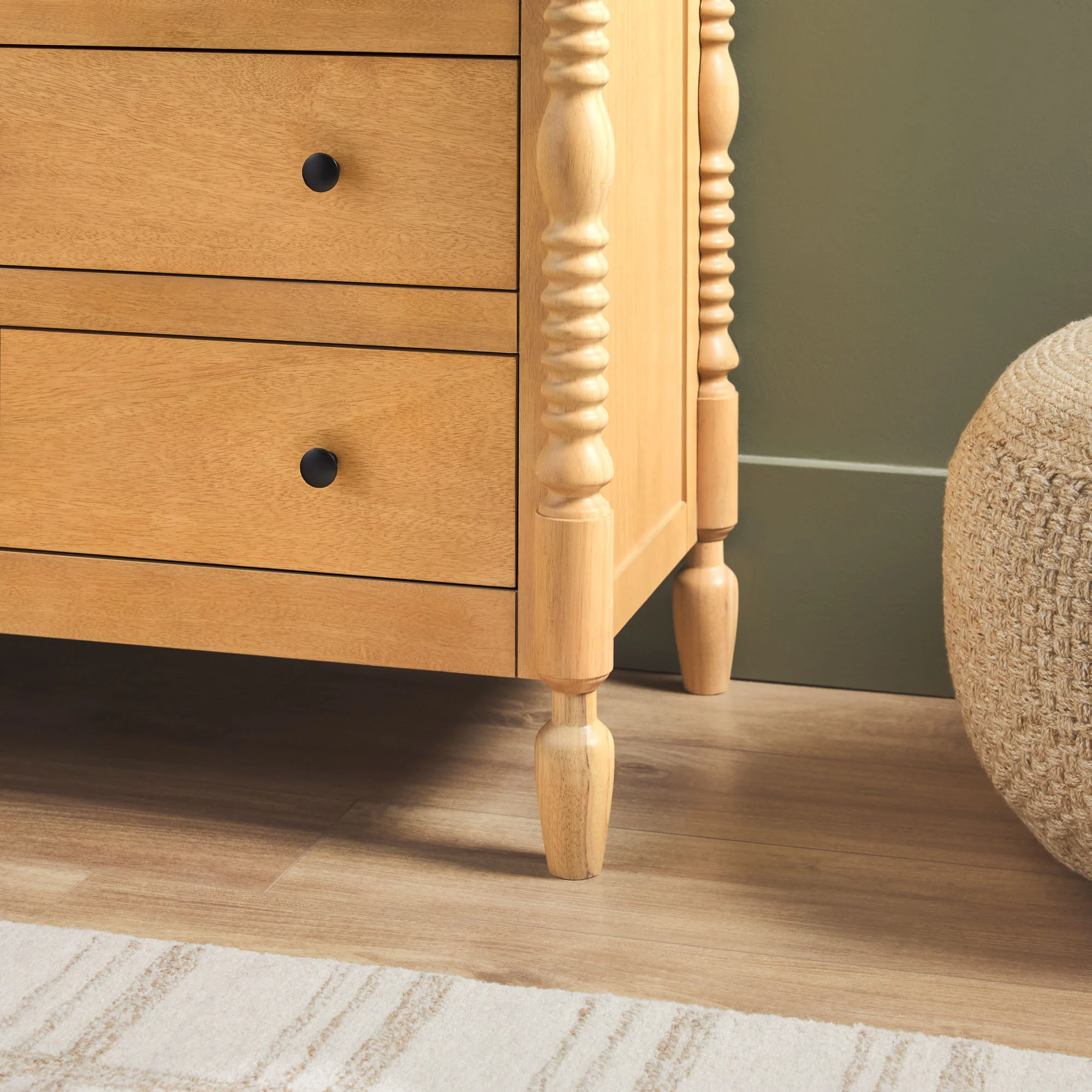 Traditional Vivienne 6-Drawer Easy Assembly Solid Wood Dresser - Image 23